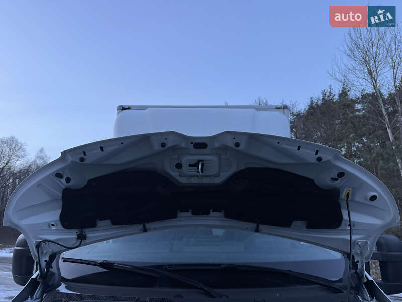 Вантажний фургон Renault Master 2022 в Ковелі