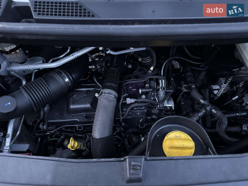 Вантажний фургон Renault Master 2022 в Ковелі