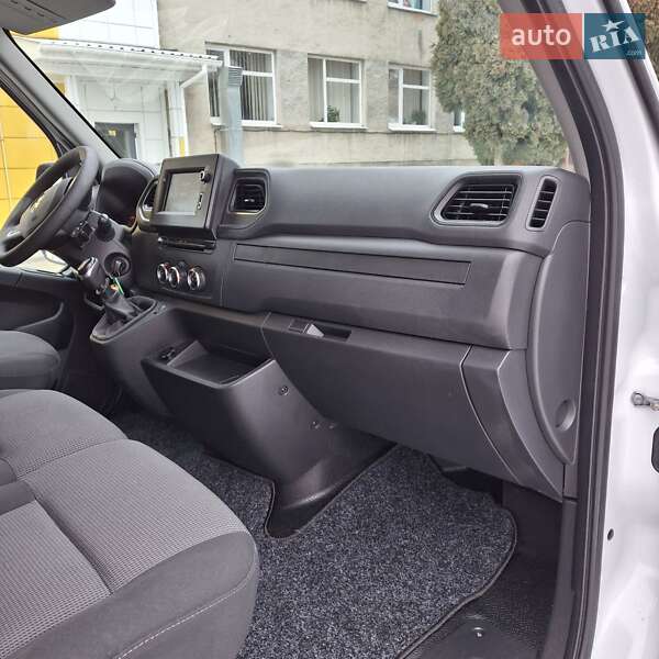 Грузовой фургон Renault Master 2020 в Дубно