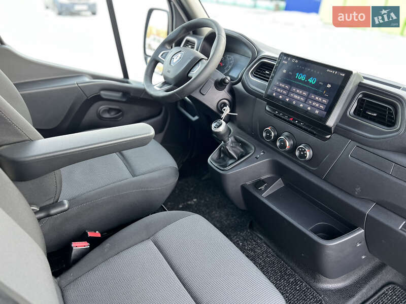 Микроавтобус грузовой (до 3,5т) Renault Master 2021 в Дубно