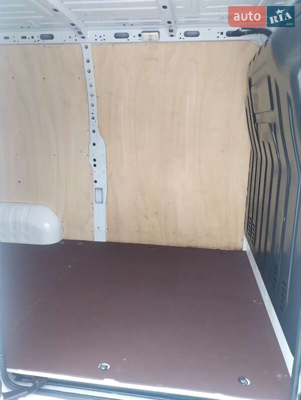 Грузовой фургон Renault Master 2018 в Дубно фото 17 Грузовой фургон Renault Master 2018 в Дубно
