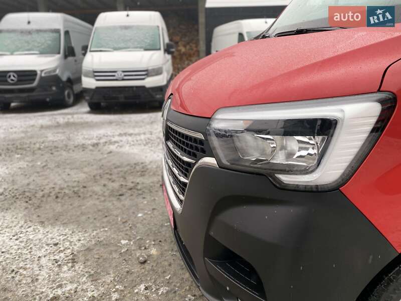 Грузовой фургон Renault Master 2024 в Хусте