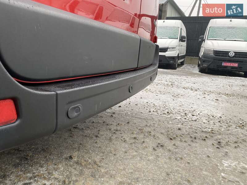 Грузовой фургон Renault Master 2024 в Хусте