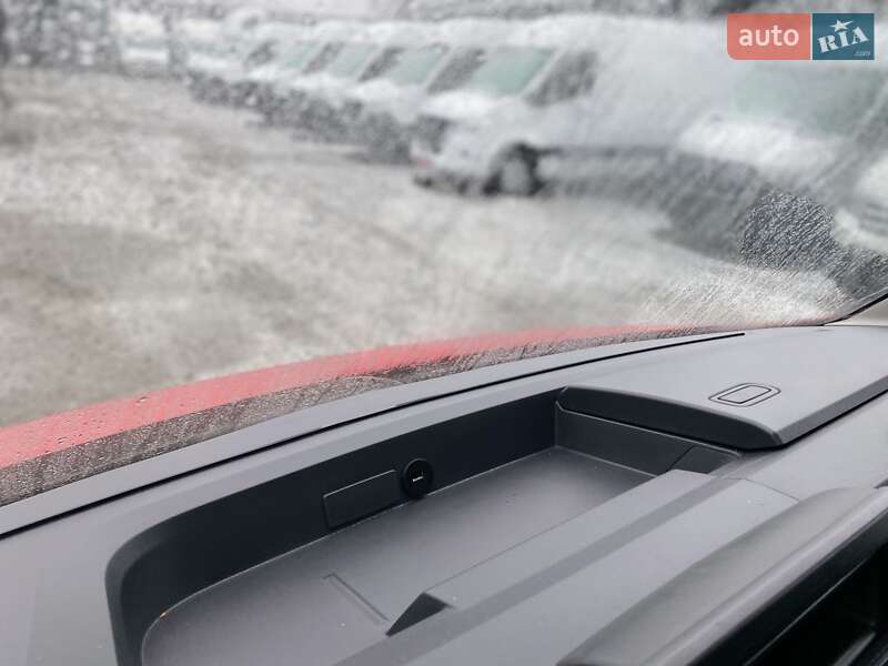 Грузовой фургон Renault Master 2024 в Хусте