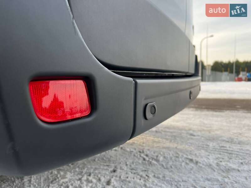 Грузовой фургон Renault Master 2022 в Киеве