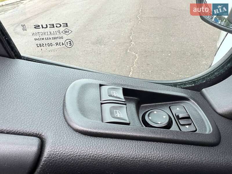 Тентованый Renault Master 2021 в Киеве