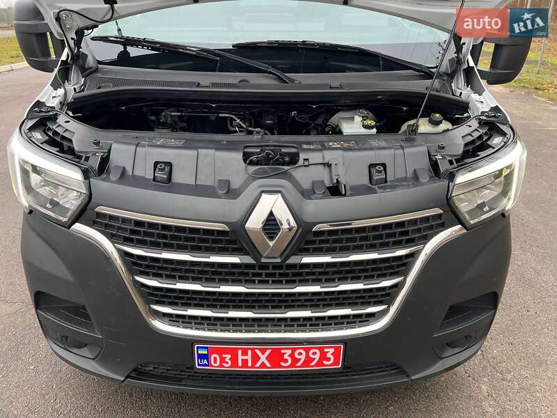 Тентованый Renault Master 2021 в Киеве