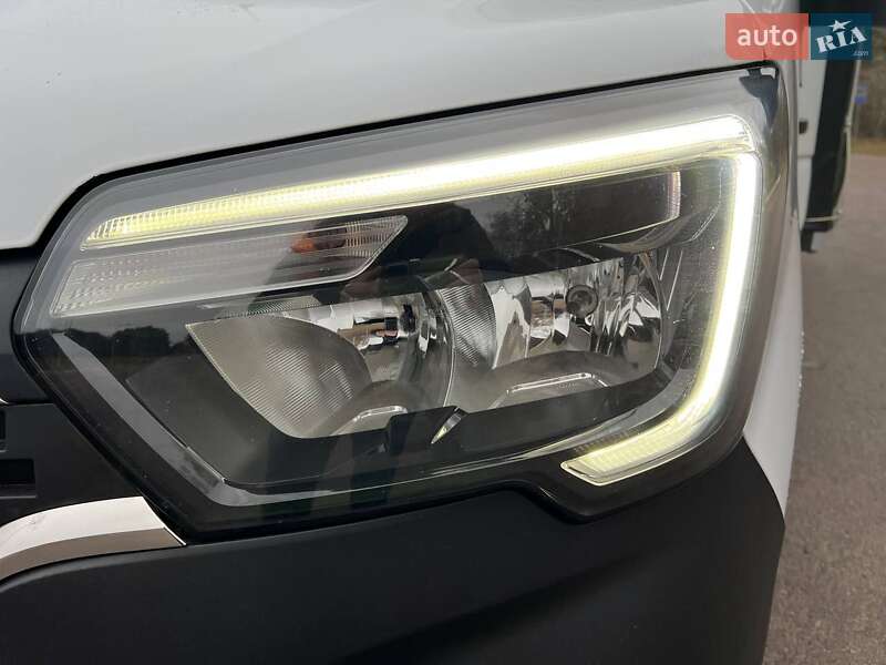 Тентованый Renault Master 2021 в Киеве