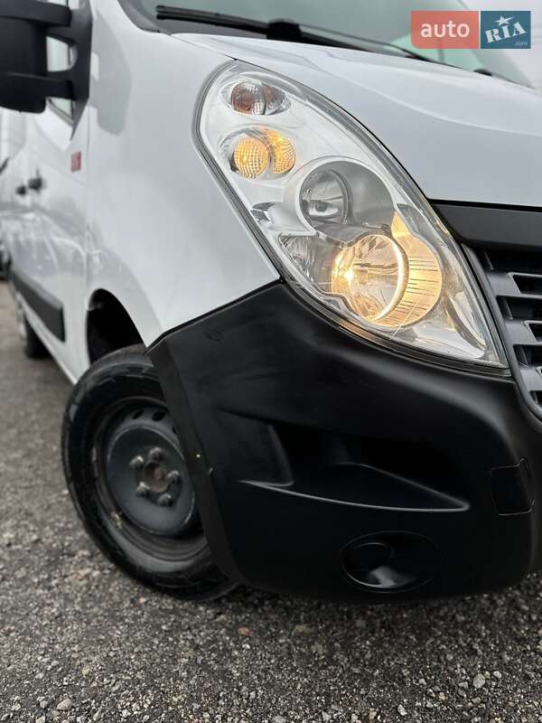 Вантажний фургон Renault Master 2018 в Білогородці