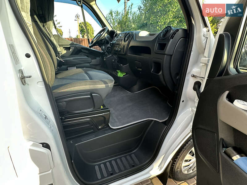 Автовоз Renault Master 2017 в Виннице