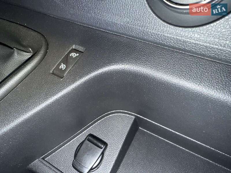 Мікроавтобус вантажний (до 3,5т) Renault Master 2022 в Києві фото 40 Мікроавтобус вантажний (до 3,5т) Renault Master 2022 в Києві