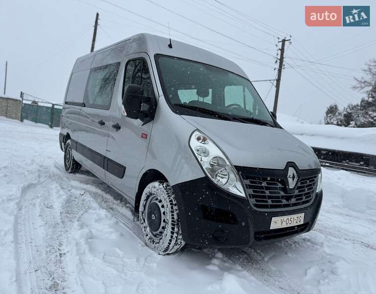 Грузопассажирский фургон Renault Master 2019 в Дубно