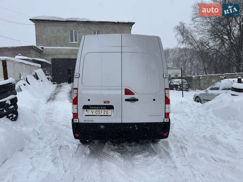 Грузопассажирский фургон Renault Master 2019 в Дубно