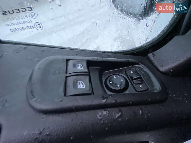 Микроавтобус грузовой (до 3,5т) Renault Master 2022 в Киеве