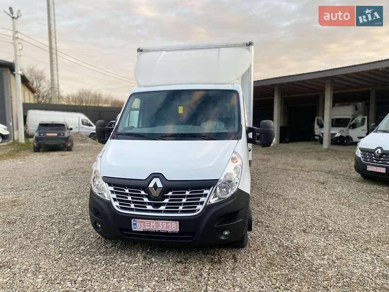 Грузовой фургон Renault Master 2018 в Хусте