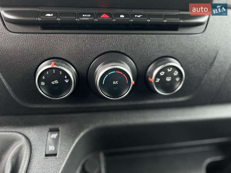 Вантажний фургон Renault Master 2023 в Стрию фото 45 Вантажний фургон Renault Master 2023 в Стрию