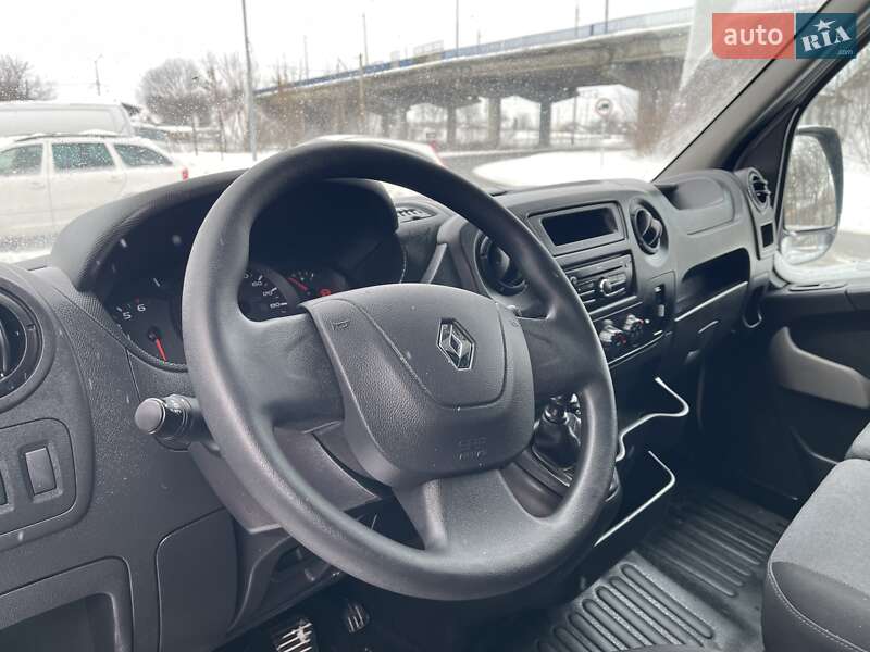 Грузовой фургон Renault Master 2018 в Луцке