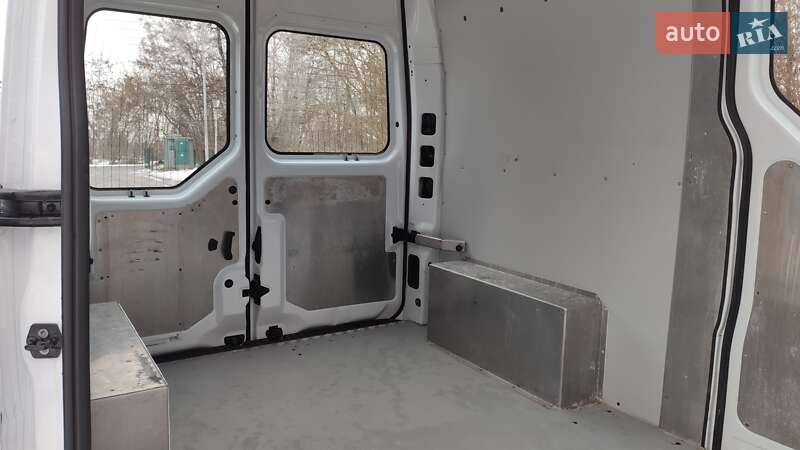 Грузовой фургон Renault Master 2017 в Бердичеве фото 13 Грузовой фургон Renault Master 2017 в Бердичеве