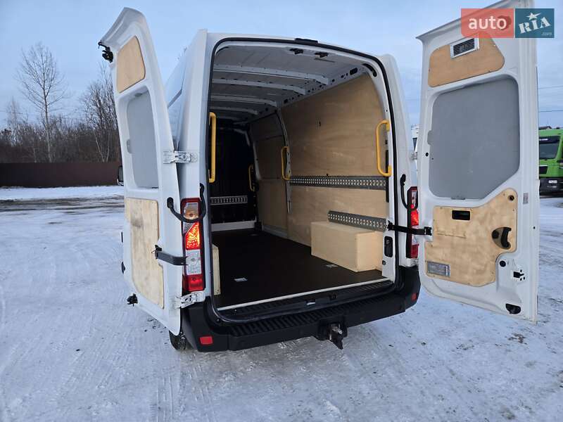 Грузовой фургон Renault Master 2018 в Луцке