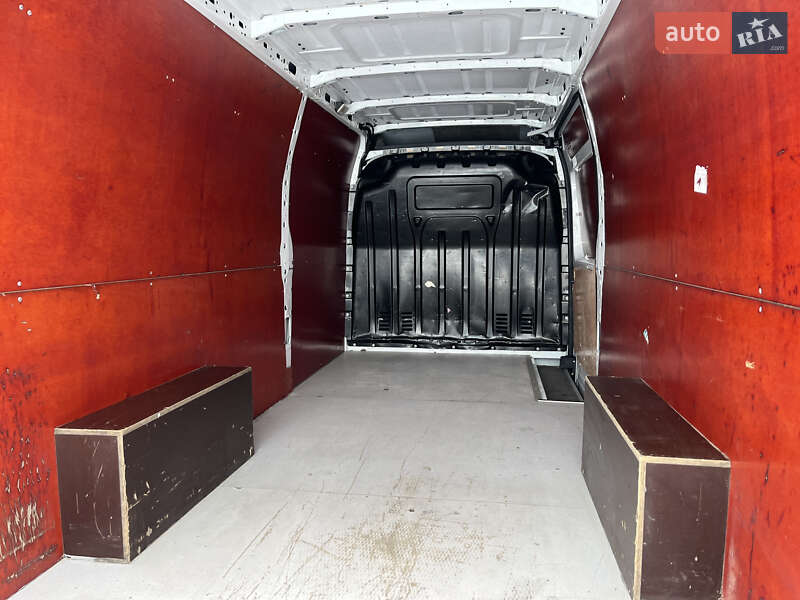 Вантажний фургон Renault Master 2017 в Дубні