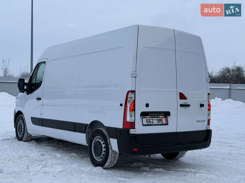 Грузовой фургон Renault Master 2021 в Дубно