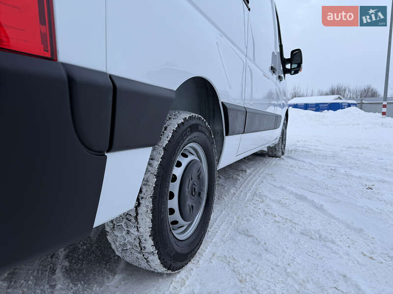 Грузовой фургон Renault Master 2021 в Дубно