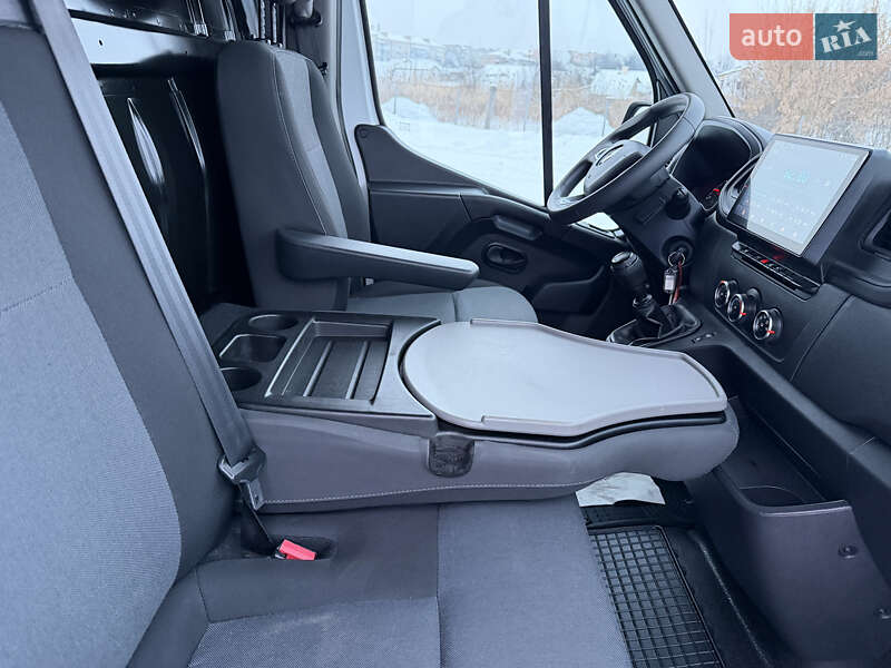 Грузовой фургон Renault Master 2021 в Дубно