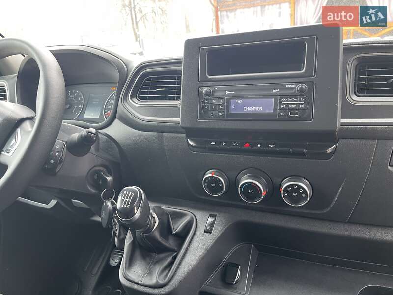 Грузовой фургон Renault Master 2020 в Луцке