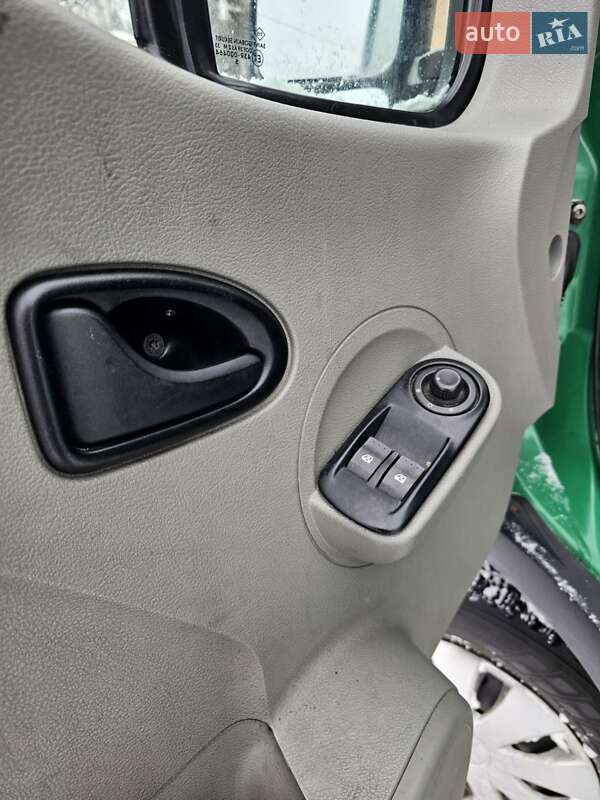 Минивэн Renault Master 2006 в Новом Роздоле