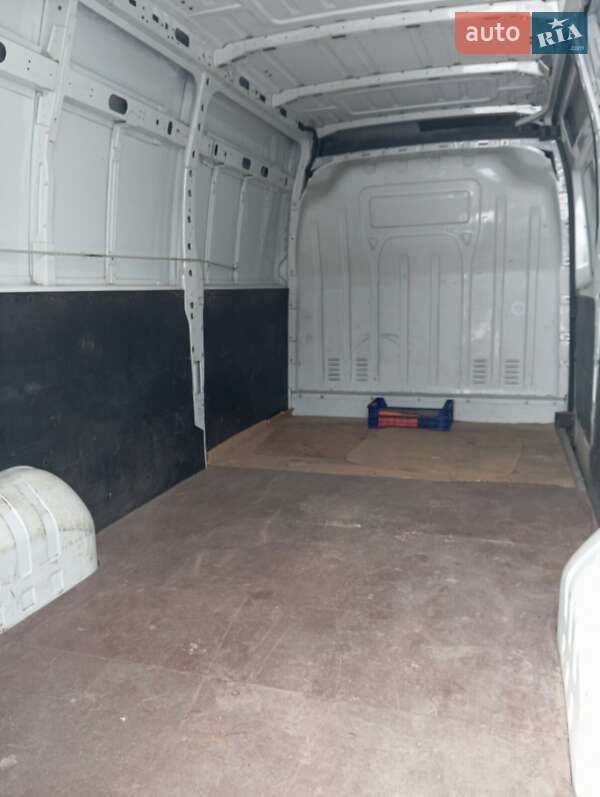 Вантажний фургон Renault Master 2014 в Знам'янці