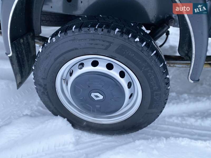 Тентований Renault Master 2022 в Хусті