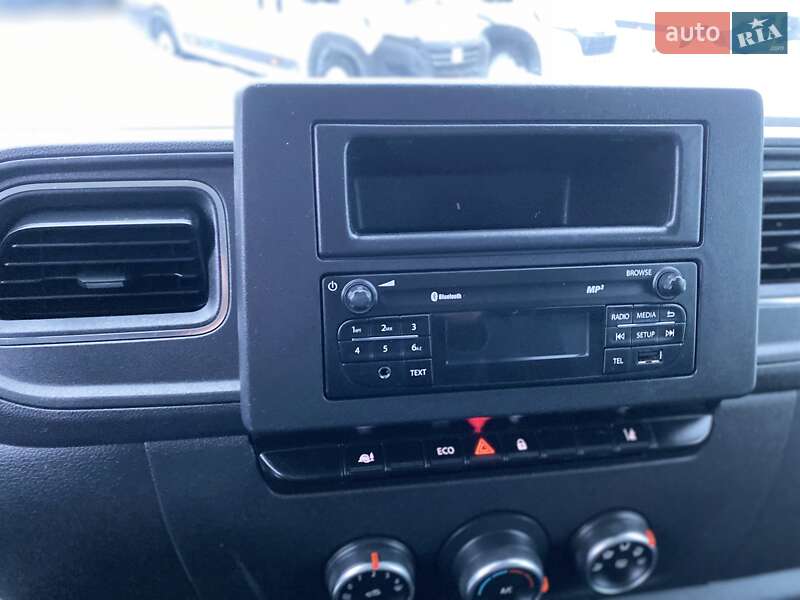 Тентований Renault Master 2022 в Хусті