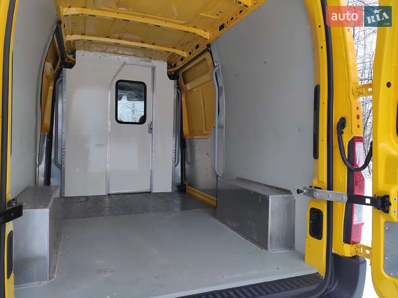 Грузовой фургон Renault Master 2022 в Бердичеве