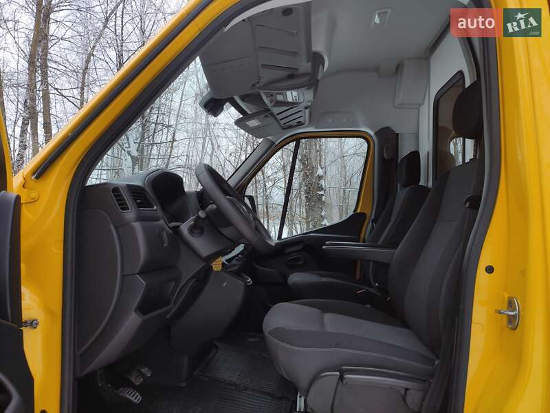 Грузовой фургон Renault Master 2022 в Бердичеве