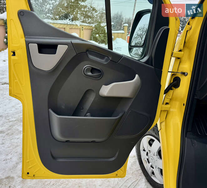 Грузовой фургон Renault Master 2018 в Мукачево