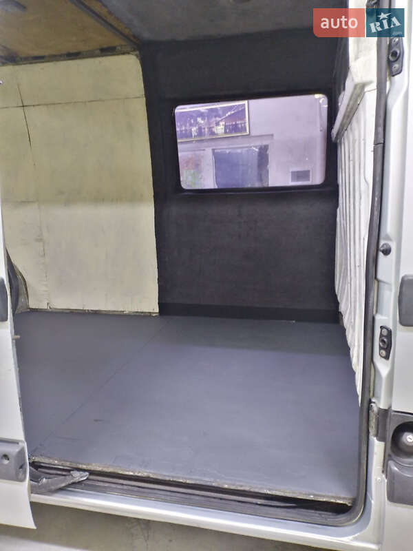 Минивэн Renault Master 2005 в Чернигове