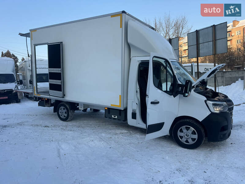 Вантажний фургон Renault Master 2022 в Рівному