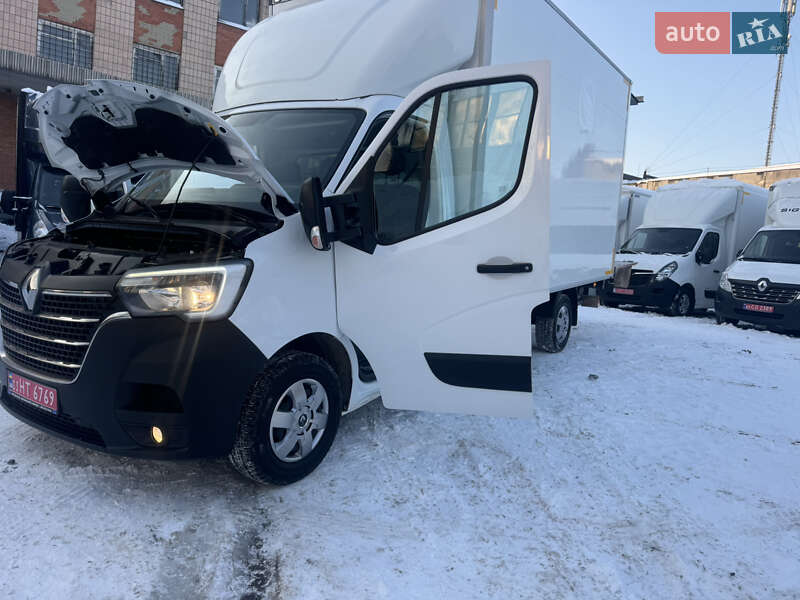 Вантажний фургон Renault Master 2022 в Рівному