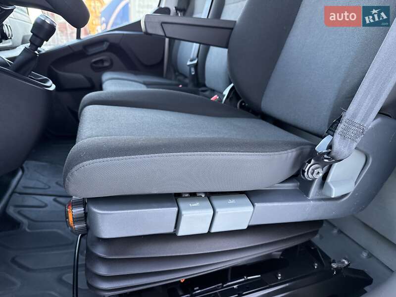 Тентований Renault Master 2022 в Ковелі