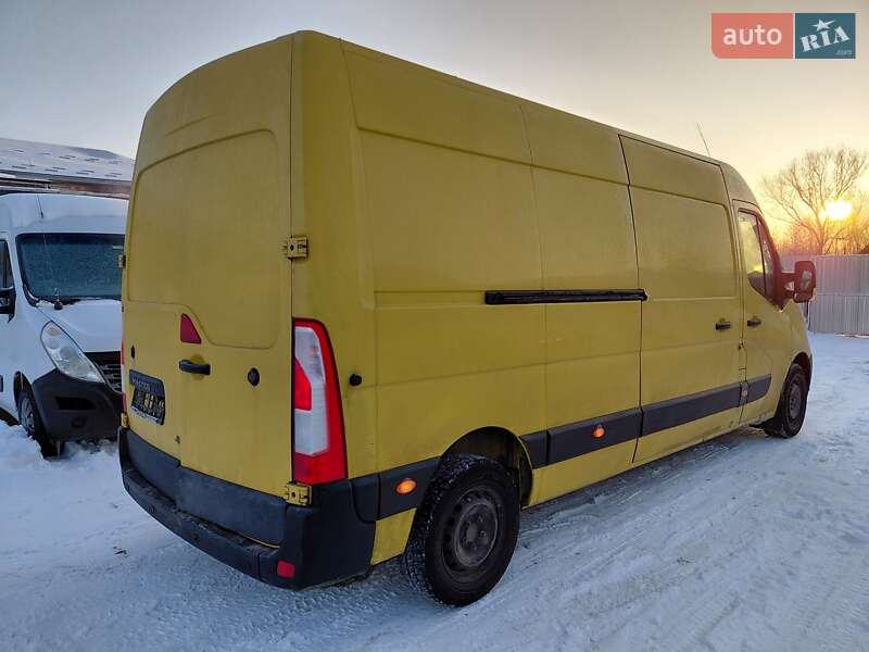 Вантажний фургон Renault Master 2017 в Івано-Франківську