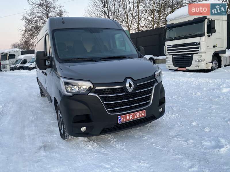 Вантажний фургон Renault Master 2021 в Хусті