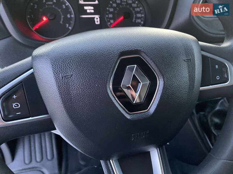 Вантажний фургон Renault Master 2021 в Хусті