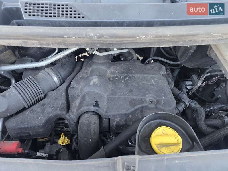 Грузовой фургон Renault Master 2022 в Стрые