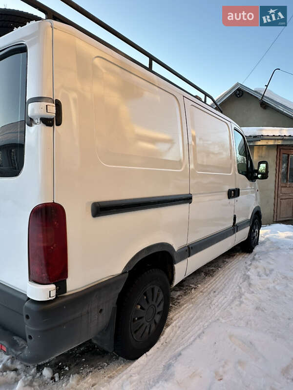 Вантажний фургон Renault Master 1998 в Стрию