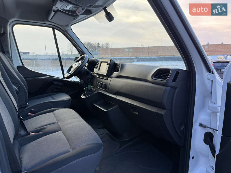 Грузовой фургон Renault Master 2021 в Луцке