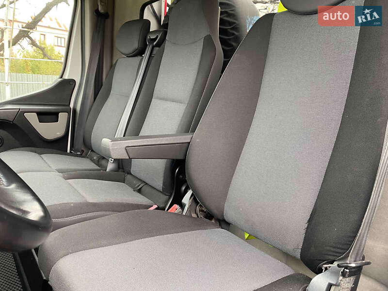 Эвакуатор Renault Master 2015 в Бучаче