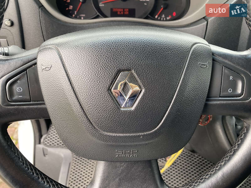 Эвакуатор Renault Master 2015 в Бучаче