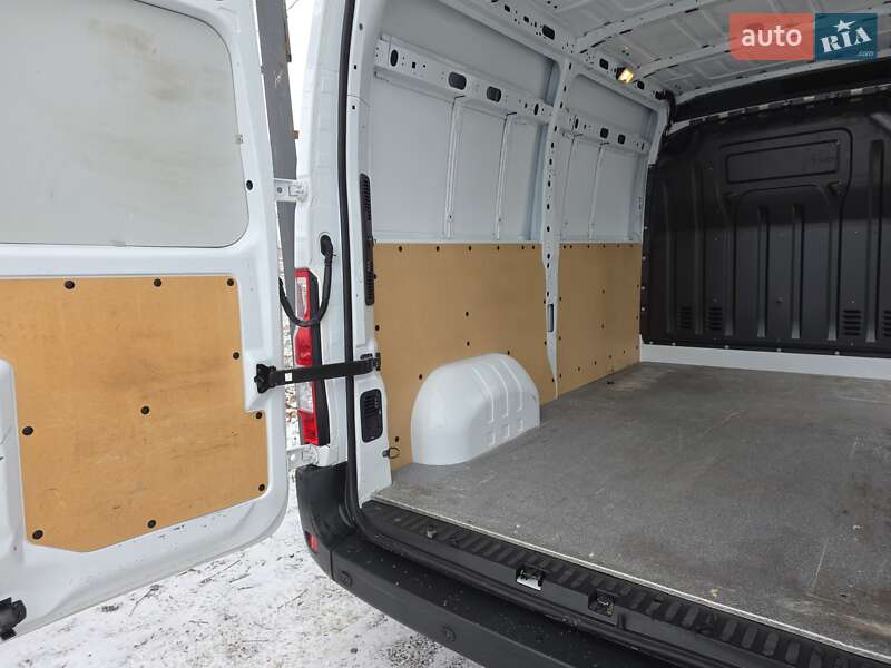 Грузовой фургон Renault Master 2021 в Одессе
