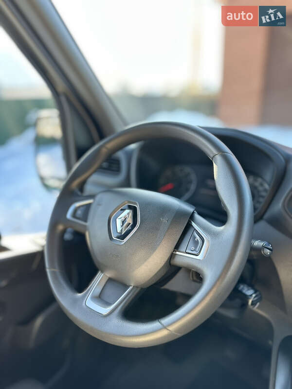 Грузовой фургон Renault Master 2019 в Камне-Каширском