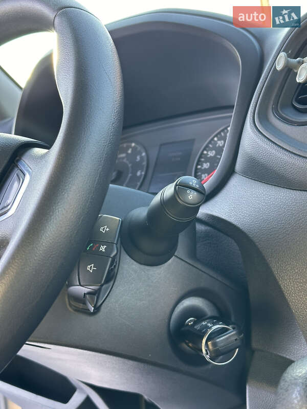 Грузовой фургон Renault Master 2019 в Камне-Каширском